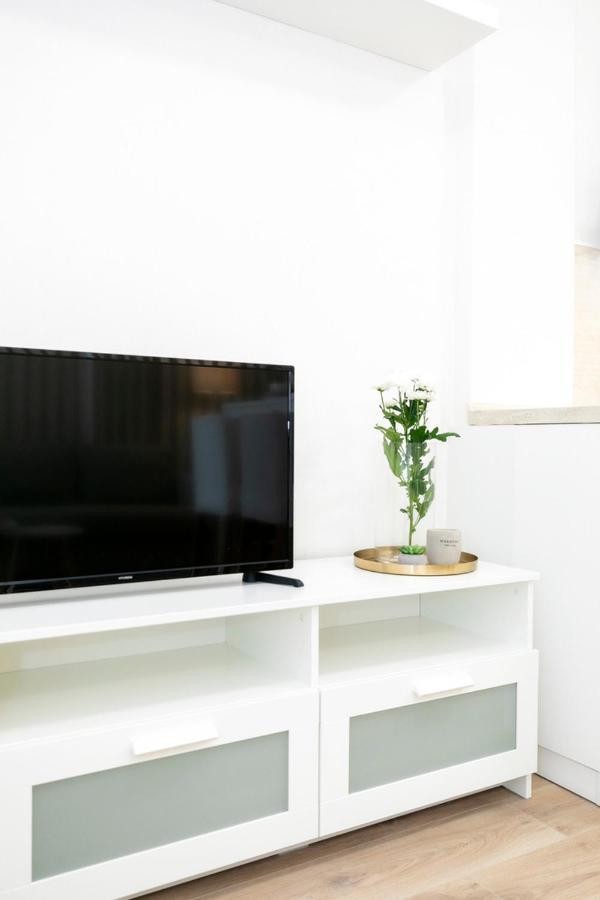 Alure Residences 2 & 24H Self Check-In, Parking In The Garage In The Apartment Building Included, New Building, Terrace, Green Location With A Forest Park With A Lake, Children'S Playground Besztercebánya Kültér fotó
