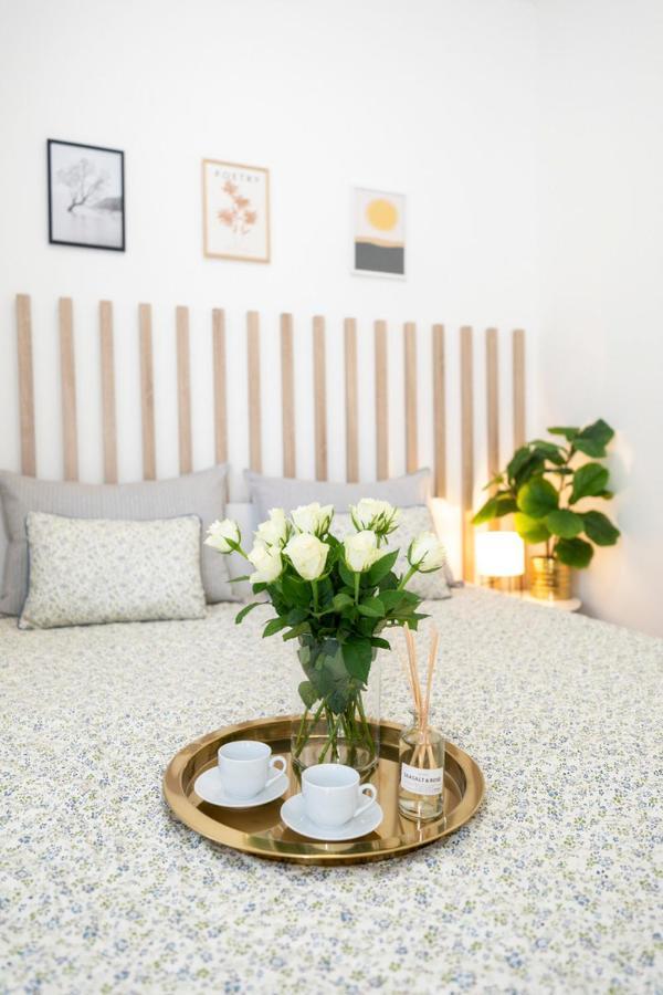 Alure Residences 2 & 24H Self Check-In, Parking In The Garage In The Apartment Building Included, New Building, Terrace, Green Location With A Forest Park With A Lake, Children'S Playground Besztercebánya Kültér fotó